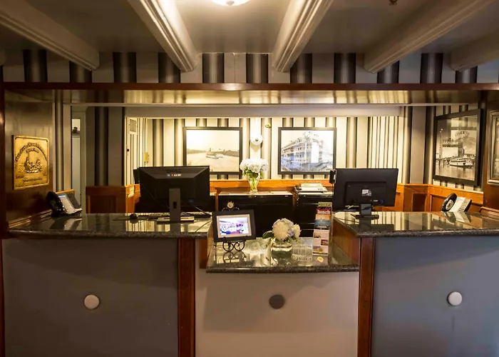 Delta King Hotel